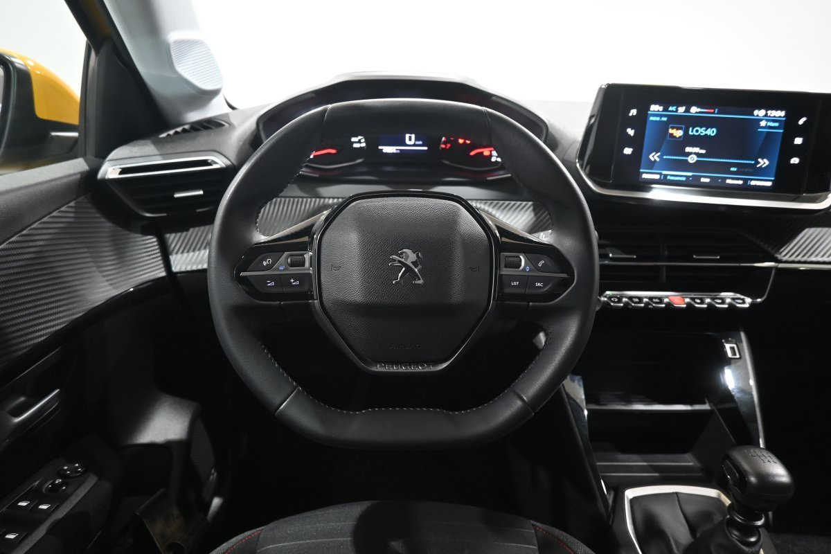 Foto Peugeot 208 18