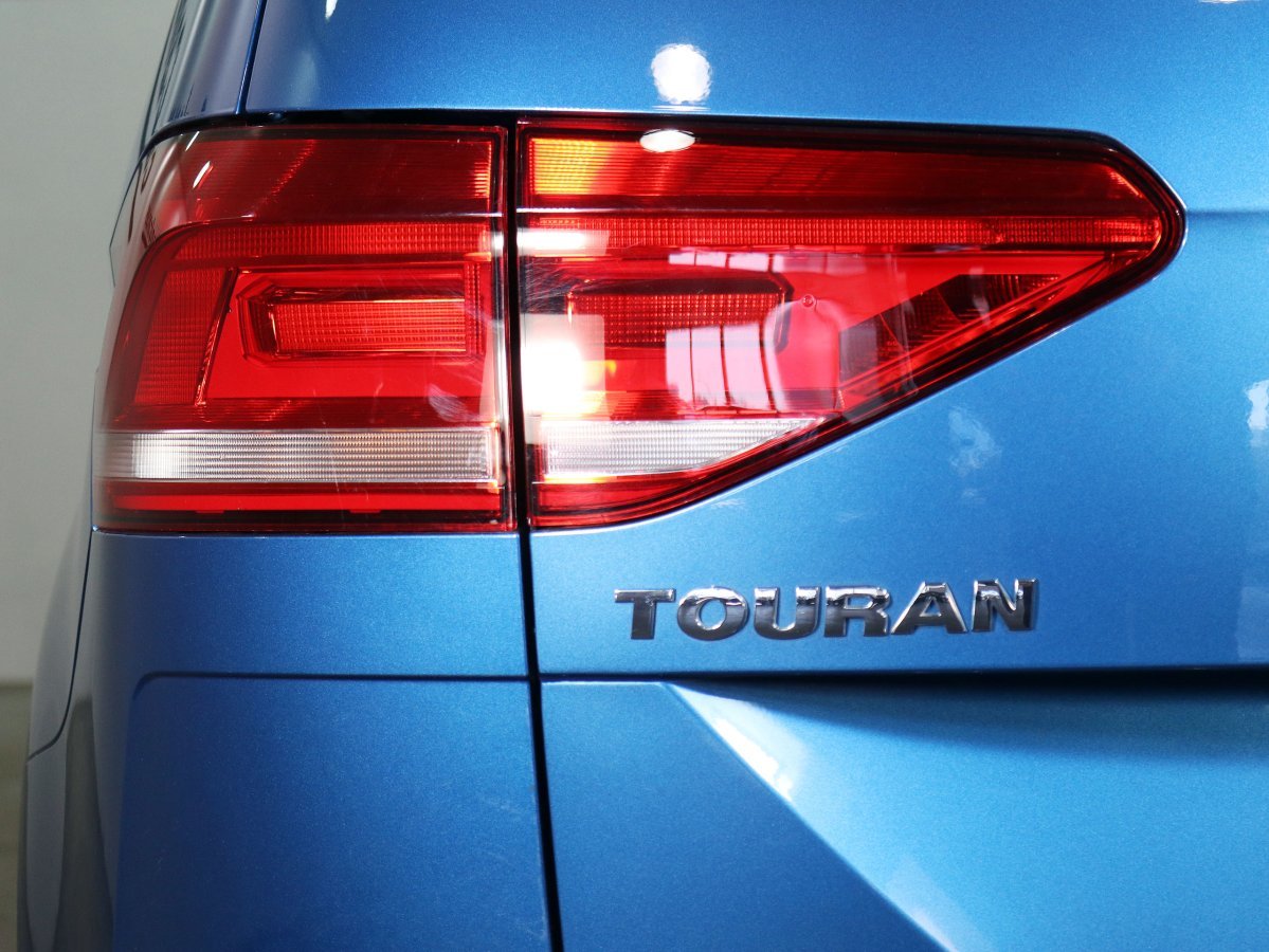 Foto Volkswagen Touran 9