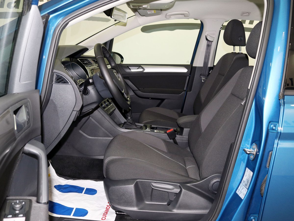 Foto Volkswagen Touran 14