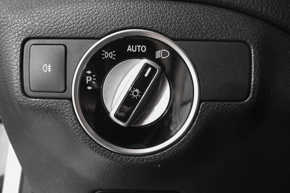 Foto Mercedes-Benz Clase GLA 29