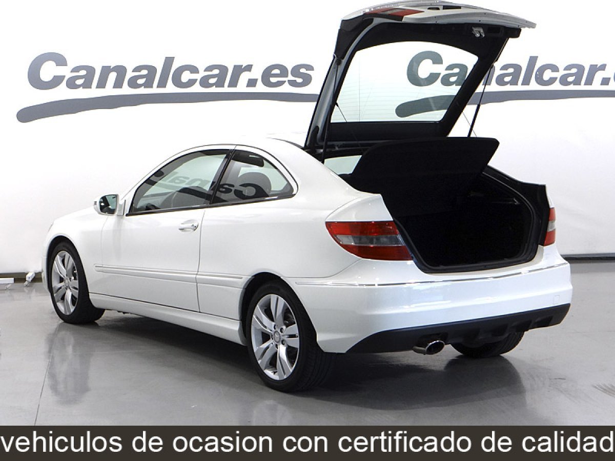 Foto Mercedes-Benz Clase CLC 8