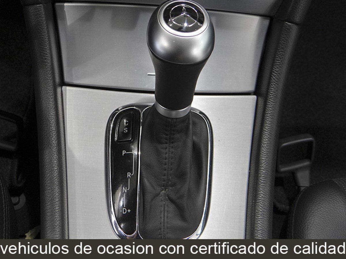 Foto Mercedes-Benz Clase CLC 26