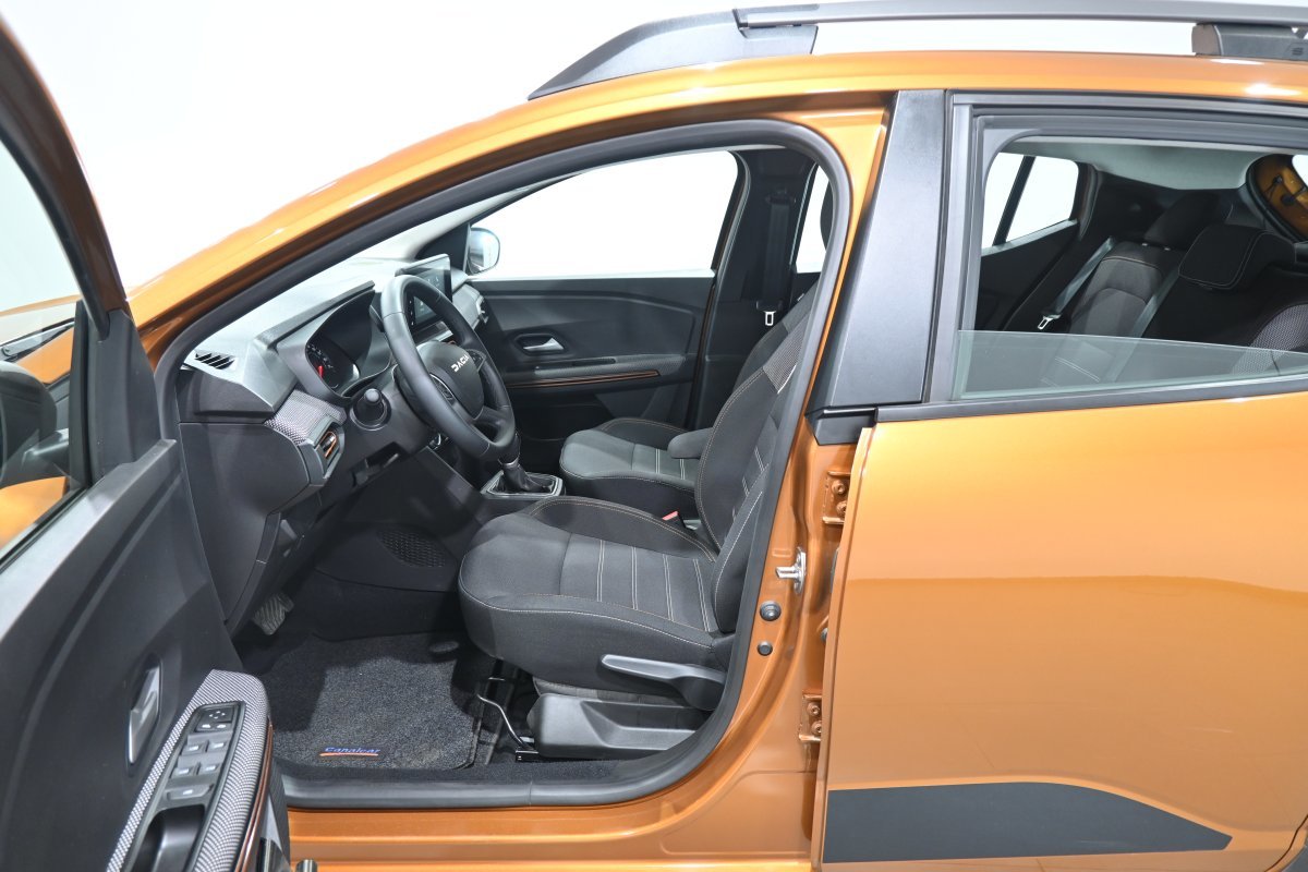 Foto Dacia Sandero 10