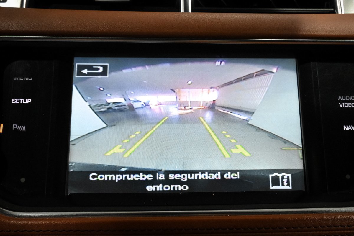 Foto Land-Rover Range Rover Sport 16