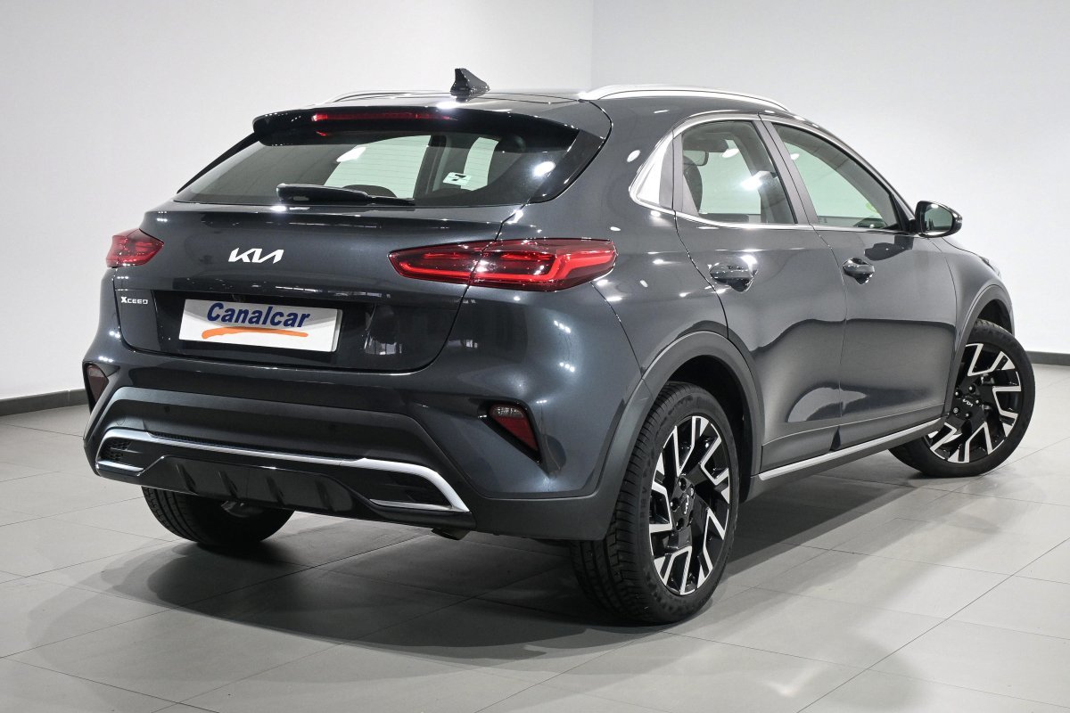 Foto Kia XCeed 4