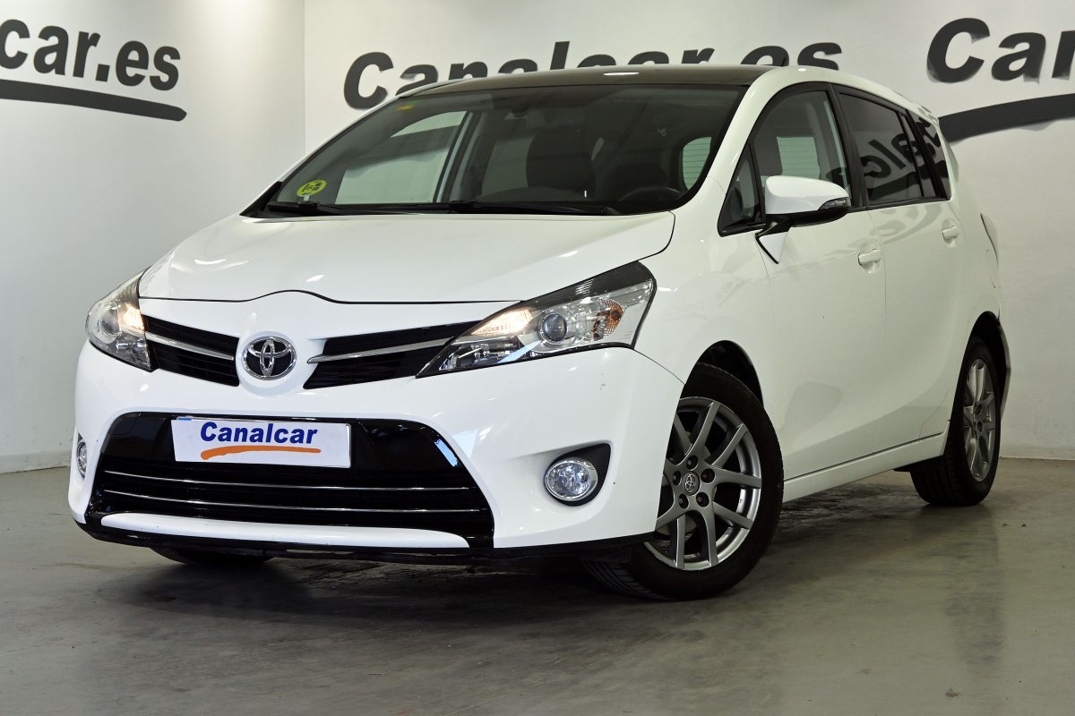 Foto Toyota Corolla Verso 1