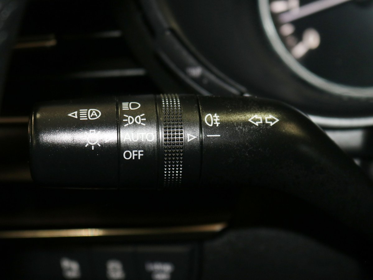 Foto Mazda Mazda3 30