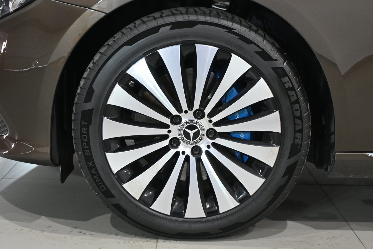 Foto Mercedes-Benz Clase E 29