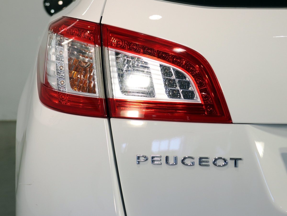 Foto Peugeot 508 SW 9