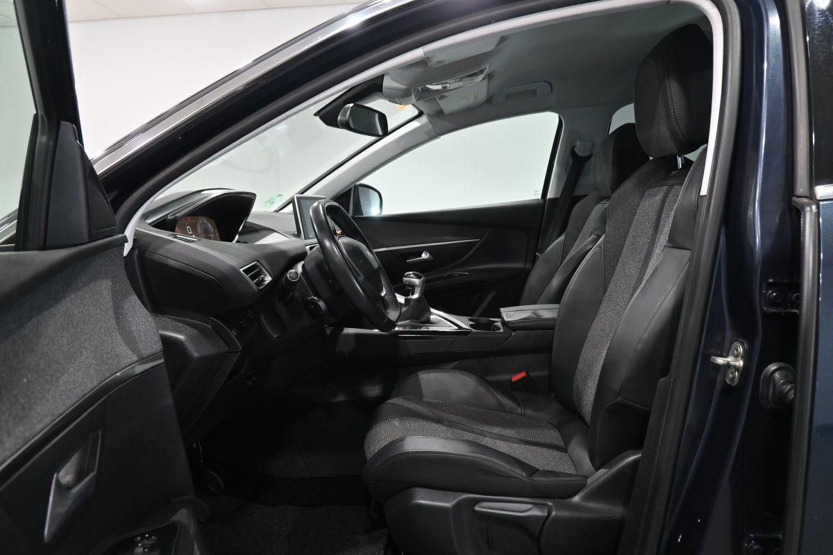 Foto Peugeot 5008 9