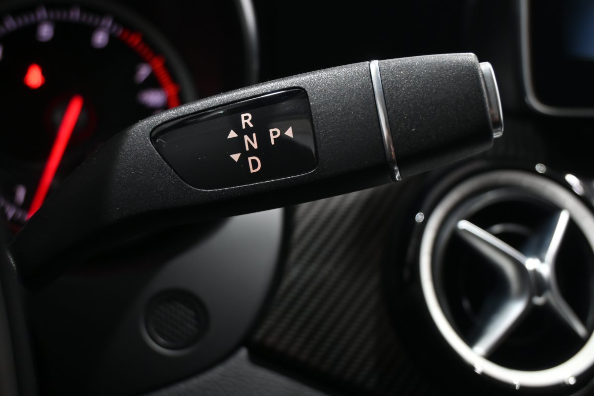 Foto Mercedes-Benz Clase CLA 27